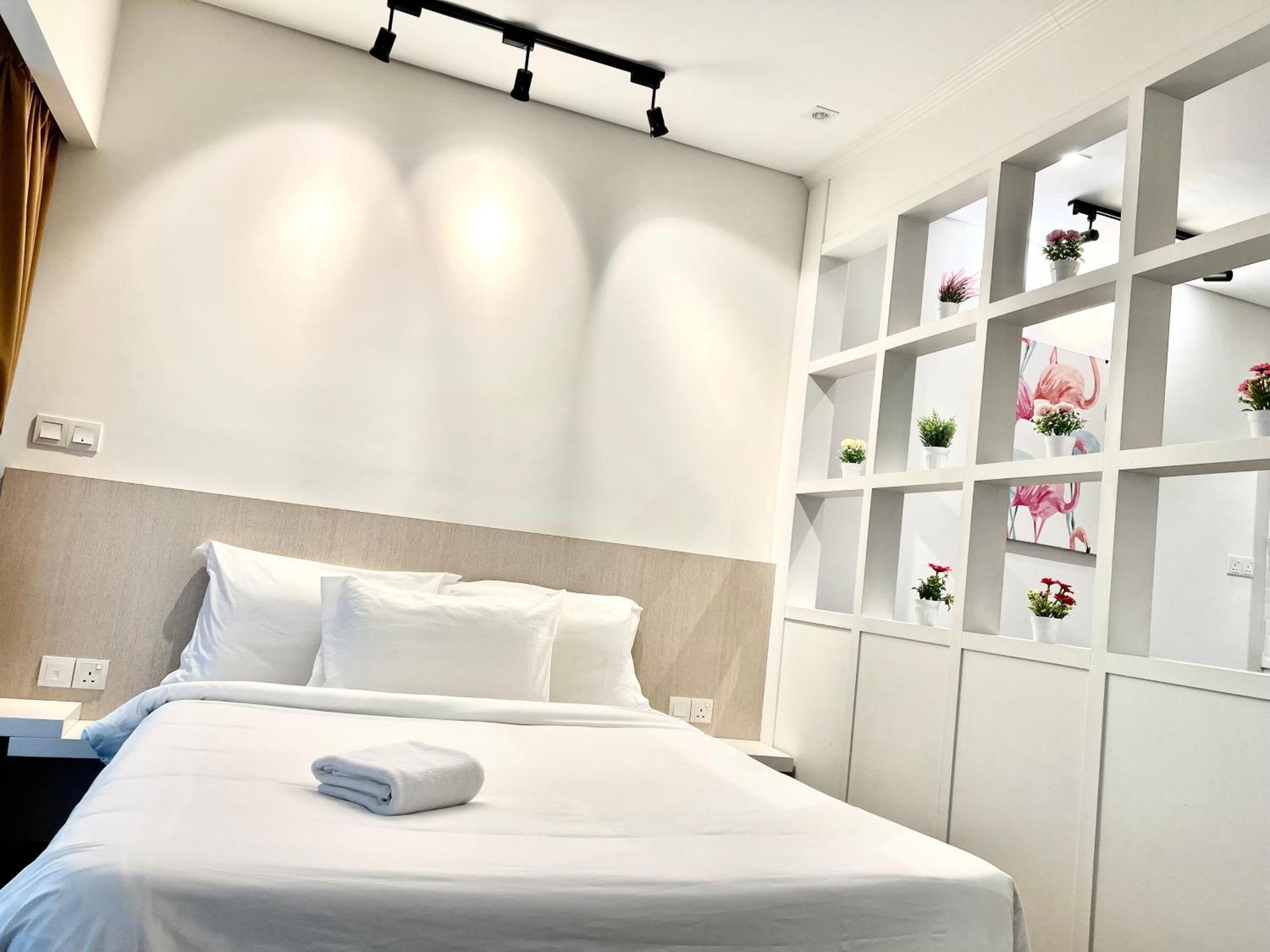 Summer Suites Klcc By Victorians Куала Лумпур Екстериор снимка