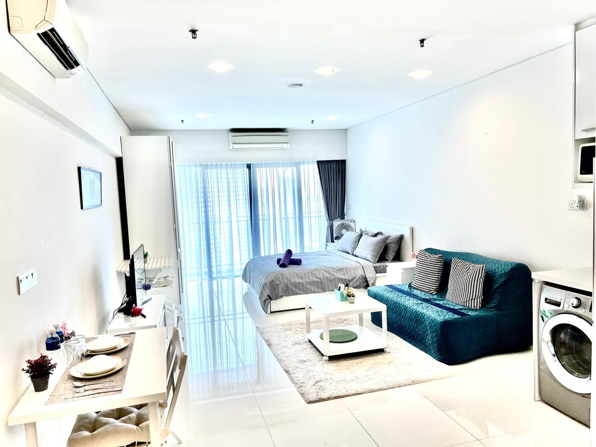 Summer Suites Klcc By Victorians Куала Лумпур Екстериор снимка
