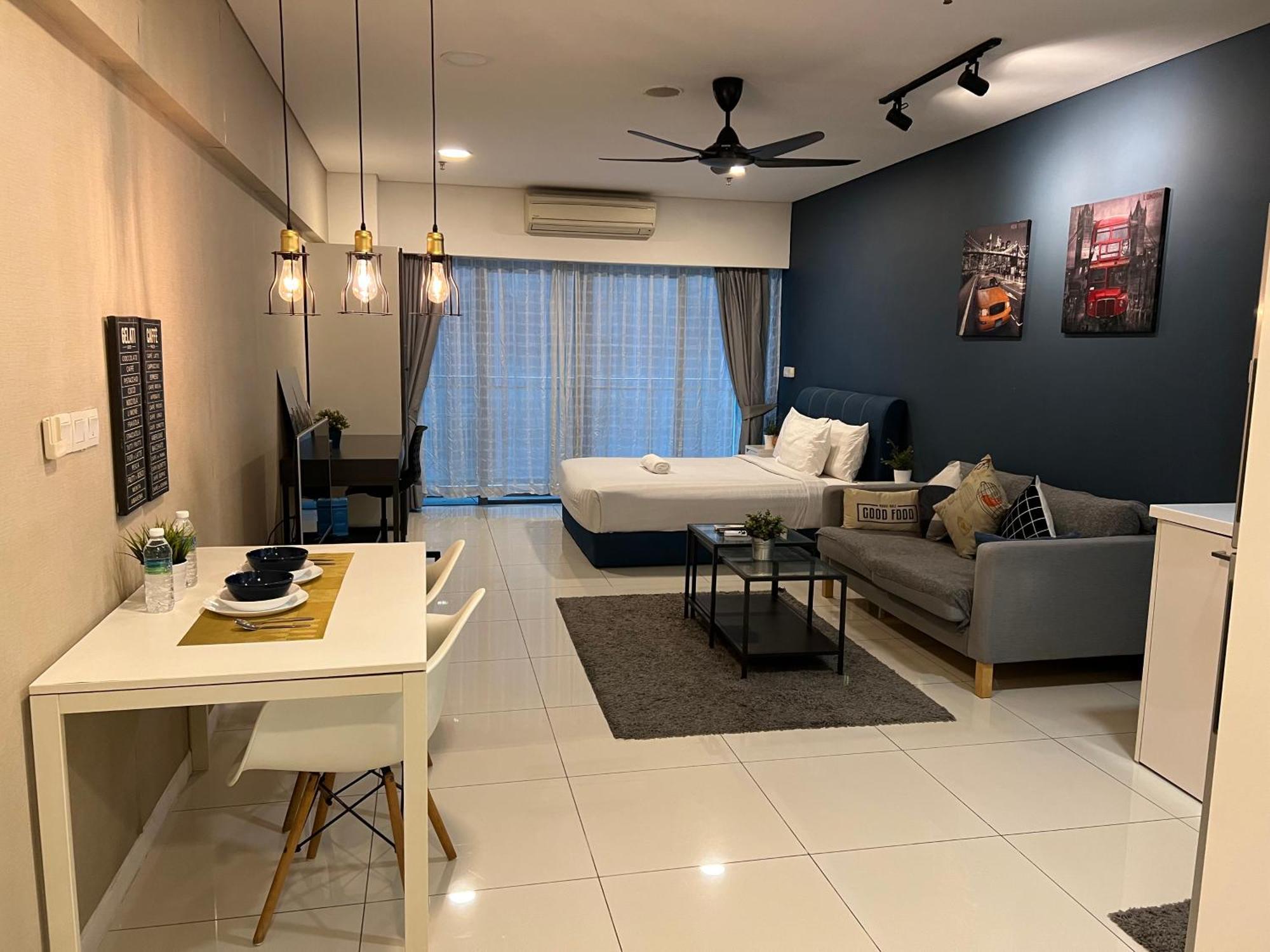 Summer Suites Klcc By Victorians Куала Лумпур Екстериор снимка