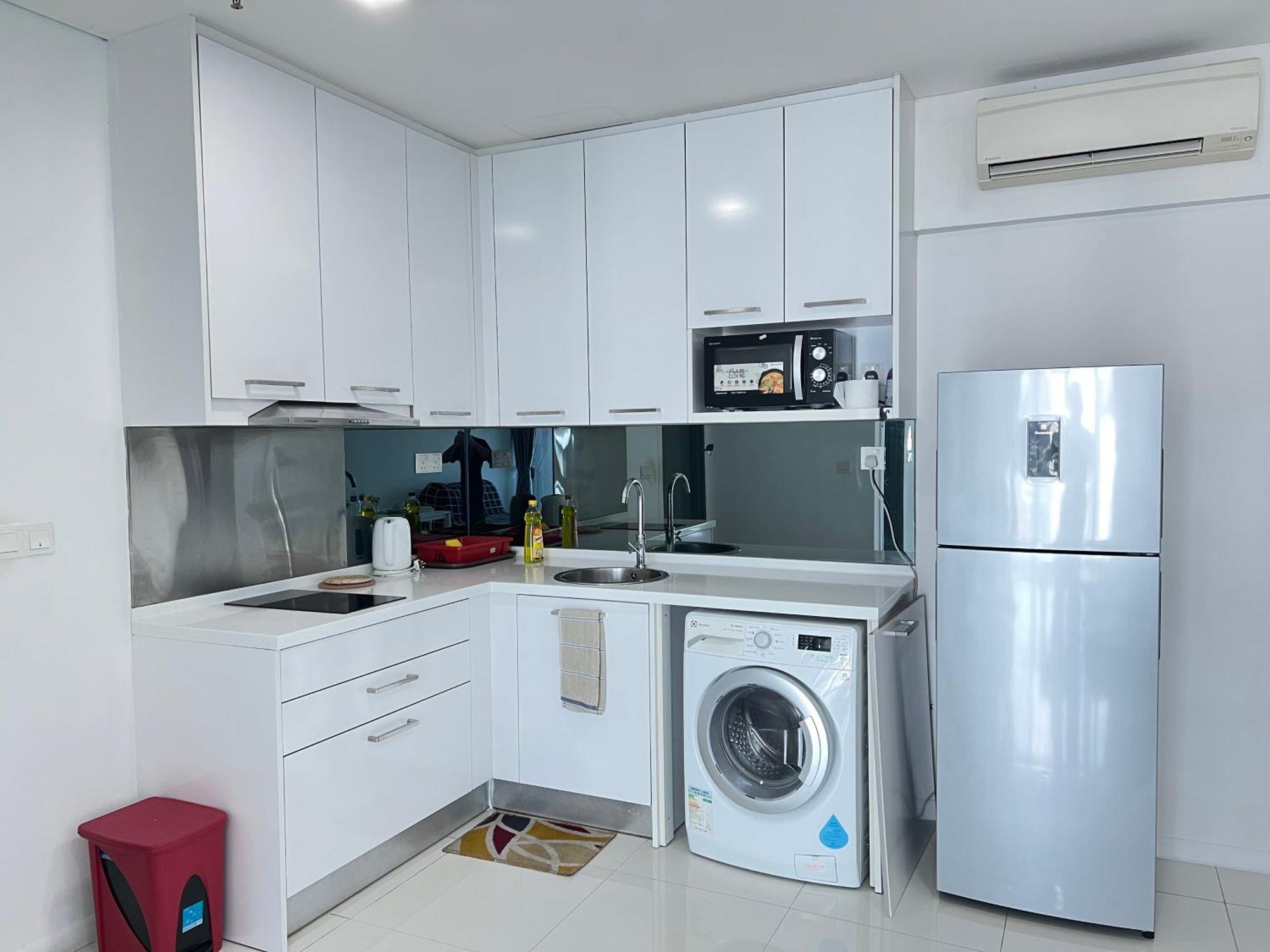 Summer Suites Klcc By Victorians Куала Лумпур Екстериор снимка