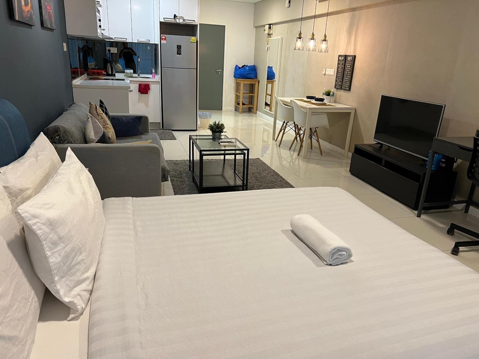 Summer Suites Klcc By Victorians Куала Лумпур Екстериор снимка
